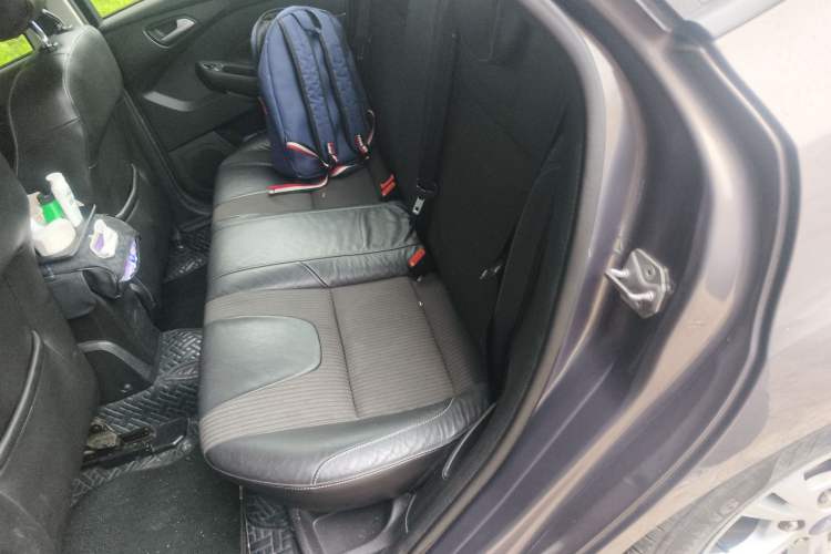 Used Ford Focus 2012 Sedan 1.6L Automatic Fashion Edition Left Rear Seat