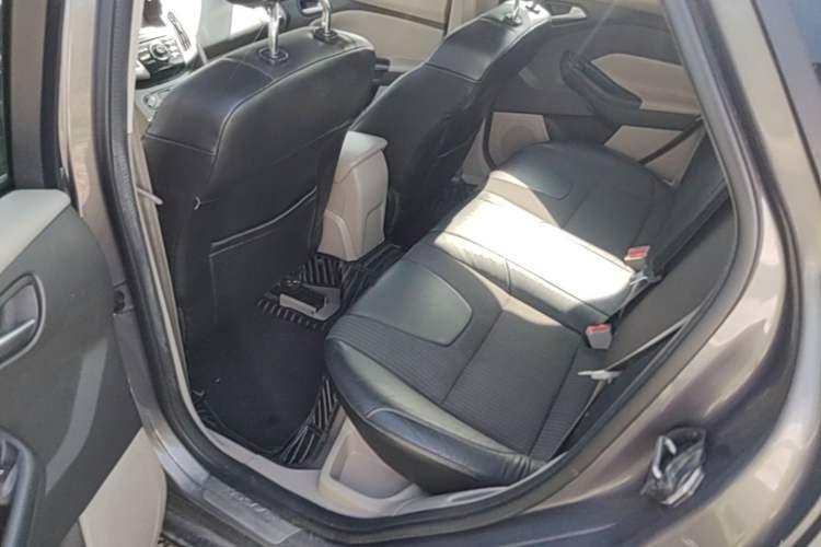 Used Ford Focus 2012 Sedan 1.6L Manual Fashion Edition Left Rear Seat
