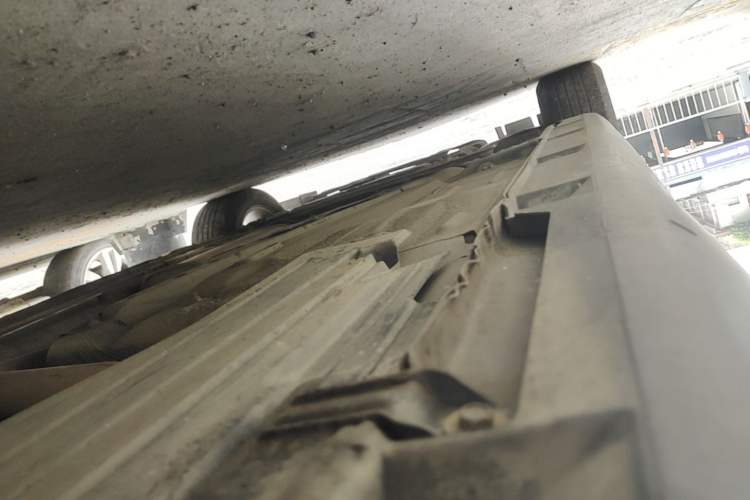 Used Ford Focus 2012 Sedan 1.6L Automatic Fashion Edition Left Side Sill