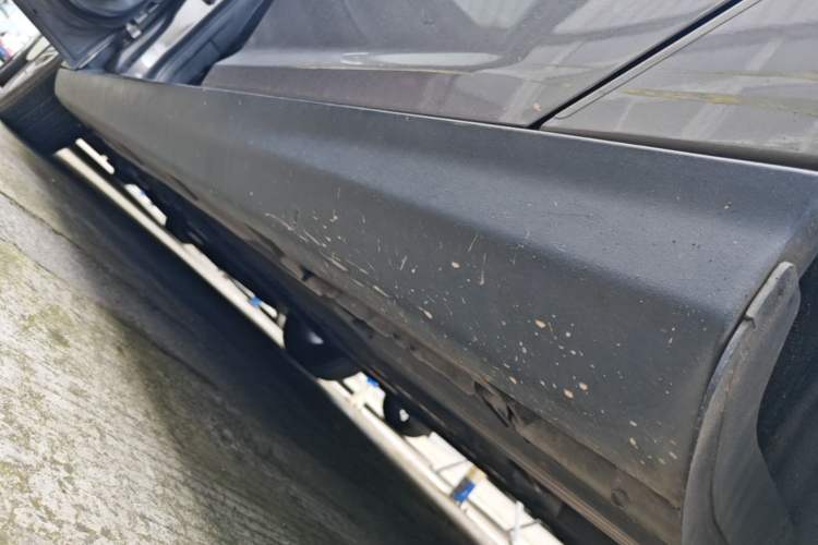 Used Ford Focus 2012 Sedan 1.6L Automatic Fashion Edition Left Side Sill