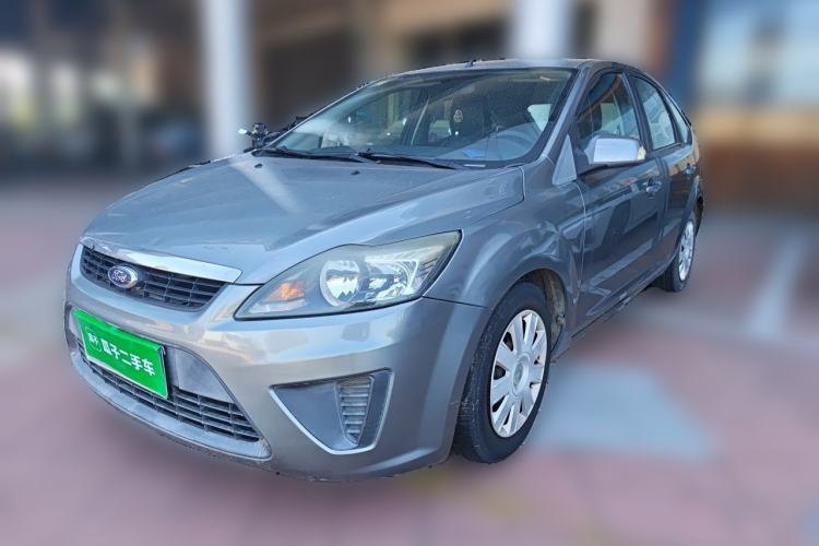 Ojetý Ford Focus 2012 Hatchback Classic 1.8L Manual Base Model Guazi used car, China used car export, Used car for sale, Used cars, Cheapest cars for sale