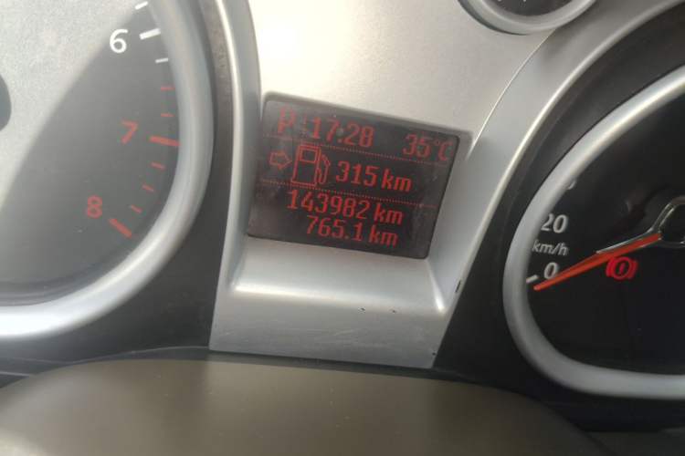 Used Ford Focus 2012 Hatchback Classic 1.8L Automatic Fashion Edition Odometer Close Up
