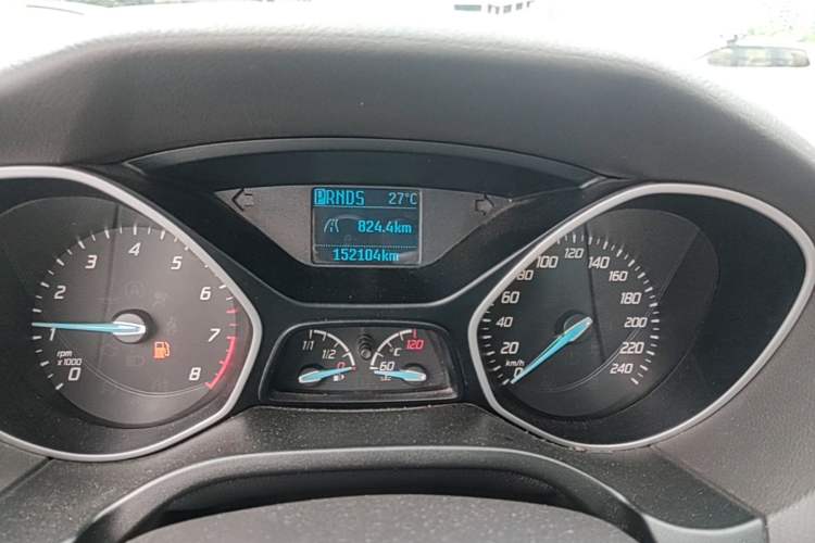 Used Ford Focus 2012 Sedan 1.6L Automatic Comfort Model Odometer Close Up