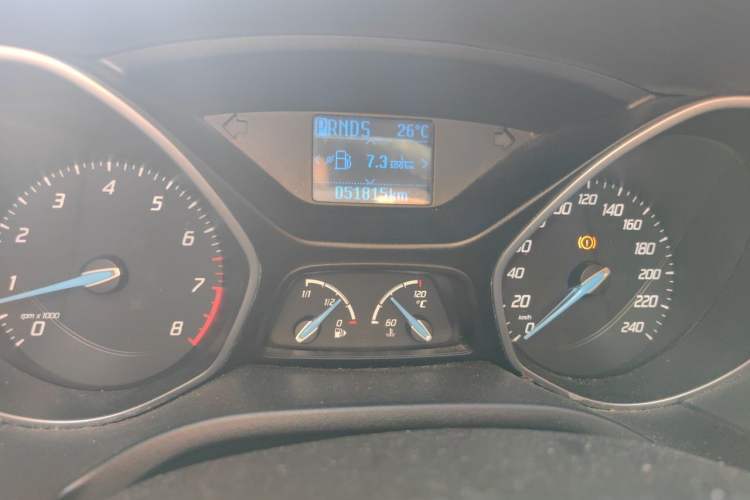 Used Ford Focus 2012 Sedan 1.6L Automatic Fashion Edition Odometer Close Up