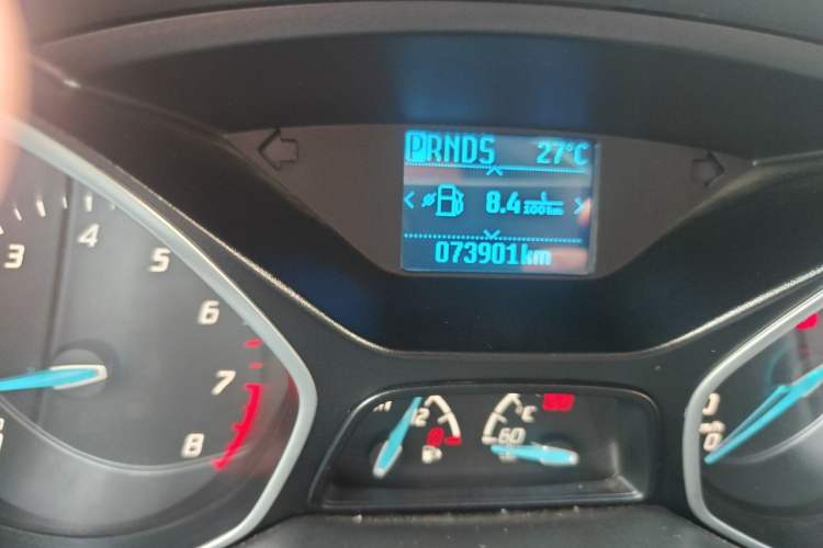 Used Ford Focus 2012 Sedan 1.6L Automatic Fashion Edition Odometer Close Up