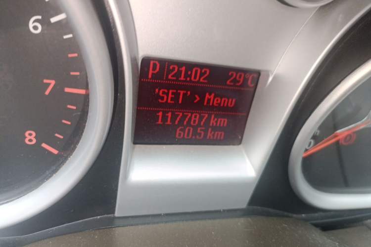 Used Ford Focus 2012 Sedan Classic 1.8L Automatic Base Model Odometer Close Up