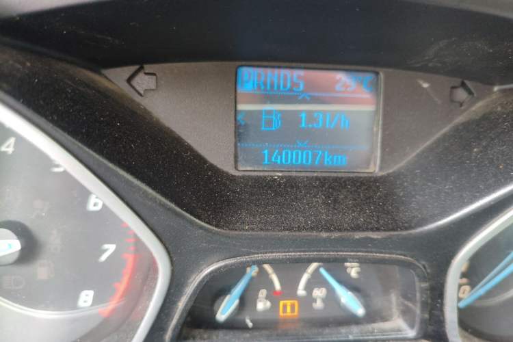 Used Ford Focus 2012 Sedan 1.6L Automatic Fashion Edition Odometer Close Up
