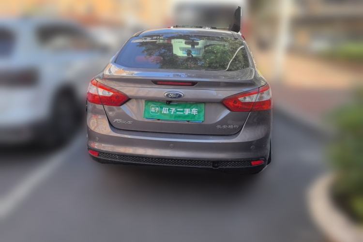 Used Ford Focus 2012 Sedan 1.6L Manual Fashion Edition Rear