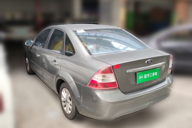 Used Ford Focus 2012 Sedan Classic 1.8L Automatic Fashion Edition Rear Left 45 Deg