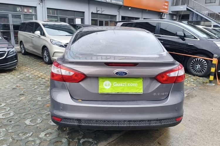 Used Ford Focus 2012 Sedan 1.6L Manual Fashion Edition Rear
