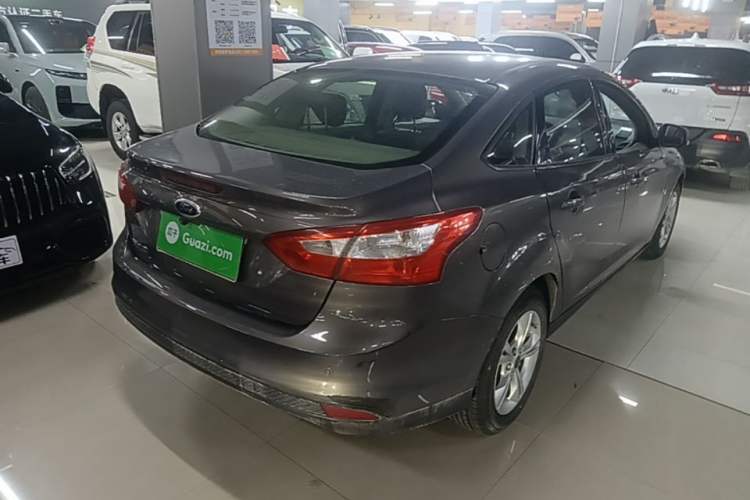 Used Ford Focus 2012 Sedan 1.6L Automatic Fashion Edition Rear Right 45 Deg