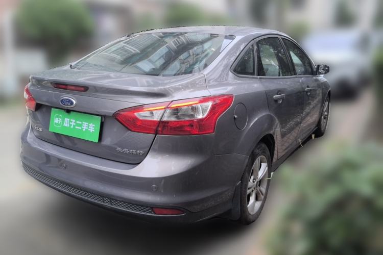 Used Ford Focus 2012 Sedan 1.6L Manual Fashion Edition Rear Right 45 Deg