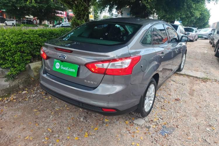 Used Ford Focus 2012 Sedan 1.6L Automatic Comfort Model Rear Right 45 Deg