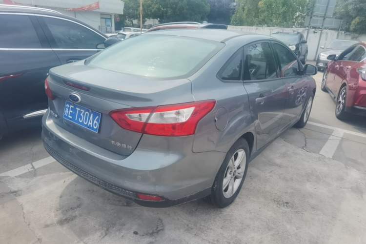 Used Ford Focus 2012 Sedan 1.6L Automatic Fashion Edition Rear Right 45 Deg