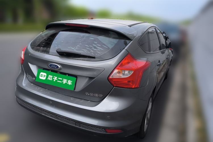 Used Ford Focus 2012 Hatchback 1.6L Automatic Fashion Edition Rear Right 45 Deg