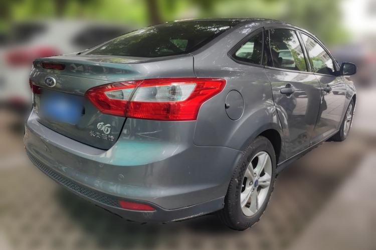 Used Ford Focus 2012 Sedan 1.6L Automatic Fashion Edition Rear Right 45 Deg