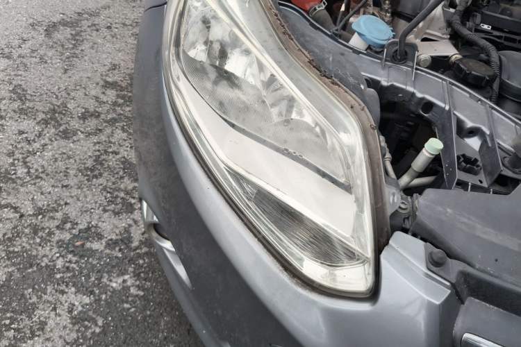 Used Ford Focus 2012 Sedan 1.6L Automatic Fashion Edition Right Front Headlight