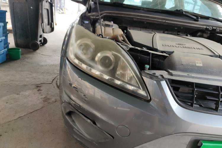 Used Ford Focus 2012 Sedan Classic 1.8L Automatic Fashion Edition Right Front Headlight