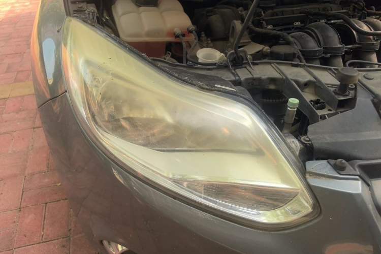 Used Ford Focus 2012 Hatchback 1.6L Automatic Fashion Edition Right Front Headlight
