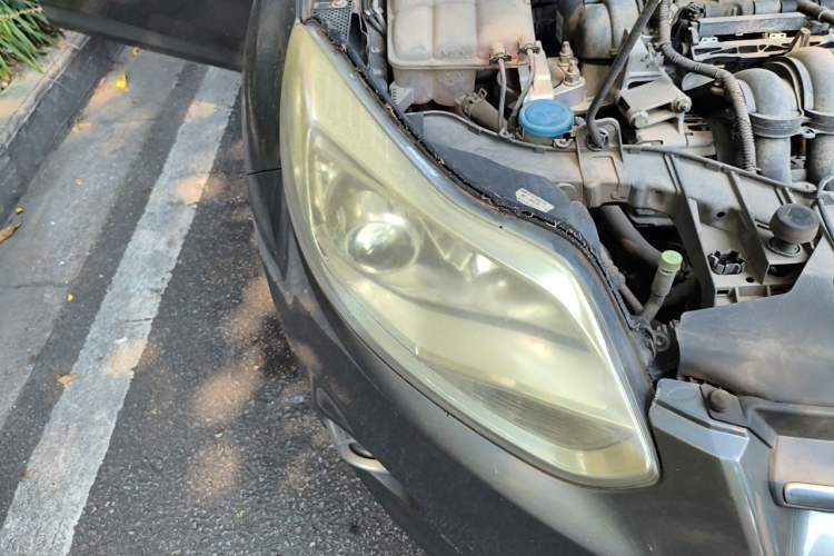 Used Ford Focus 2012 Hatchback 1.6L Manual Fashion Edition Right Front Headlight