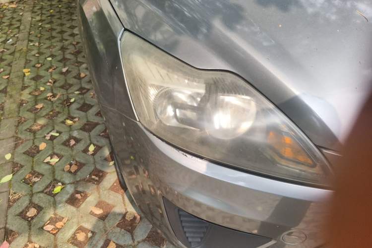 Used Ford Focus 2012 Hatchback Classic 1.8L Automatic Base Model Right Front Headlight