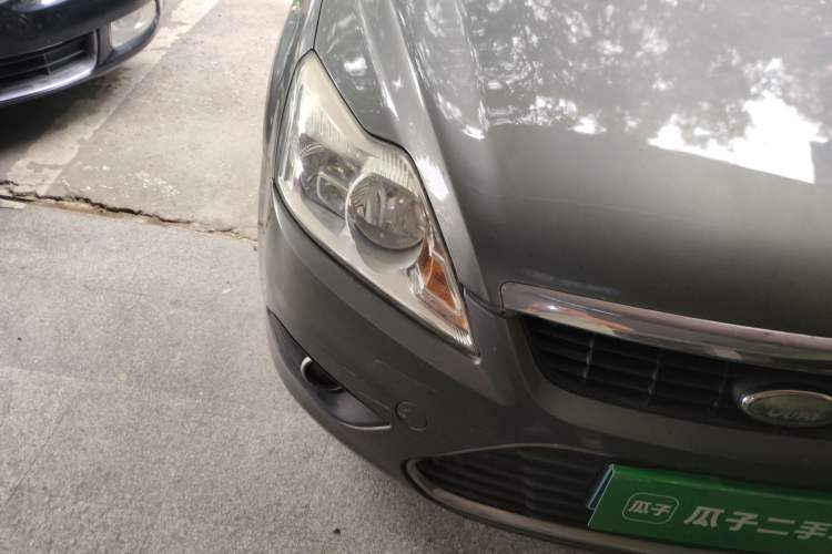 Used Ford Focus 2012 Sedan Classic 1.8L Automatic Fashion Edition Right Front Headlight