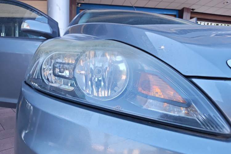 Used Ford Focus 2012 Hatchback Classic 1.8L Manual Base Model Right Front Headlight