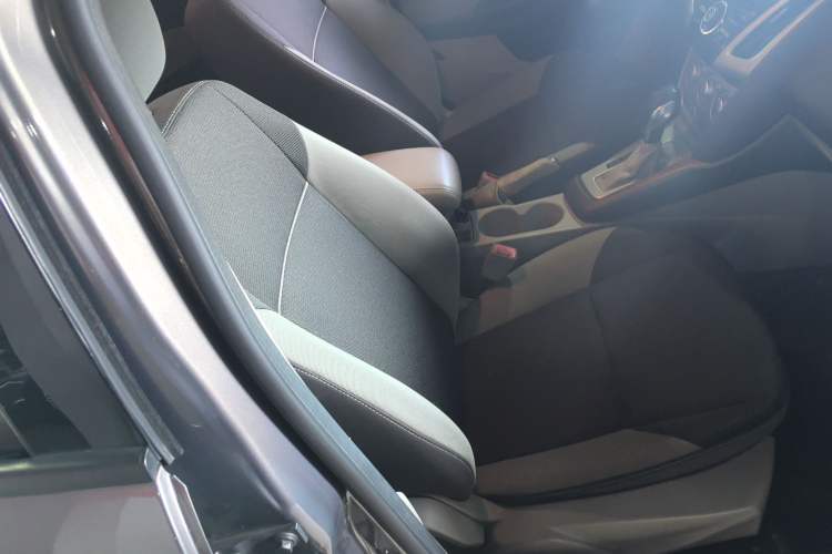 Used Ford Focus 2012 Sedan 1.6L Automatic Comfort Model Right Front Seat