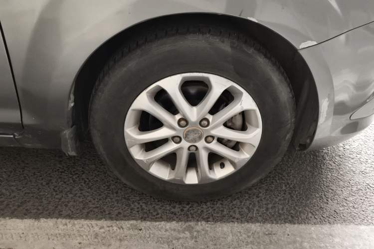 Used Ford Focus 2012 Sedan Classic 1.8L Automatic Base Model Right Front Wheel Hub