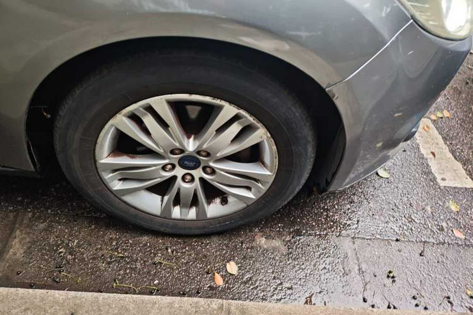 Used Ford Focus 2012 Sedan 1.6L Automatic Comfort Model Right Front Wheel Hub