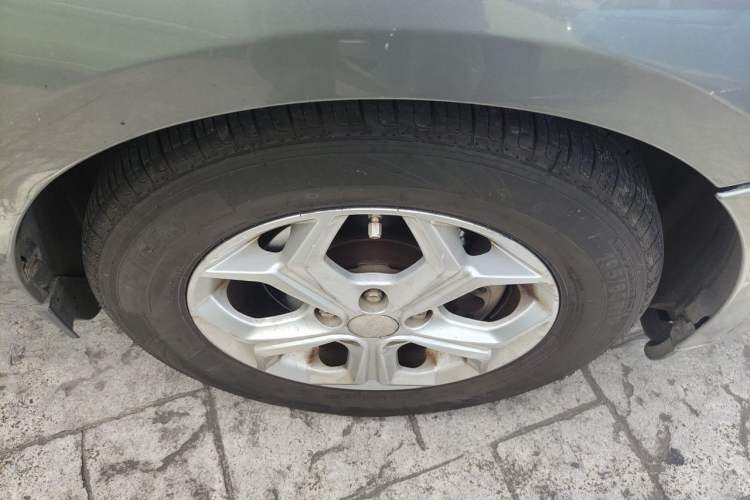 Used Ford Focus 2012 Hatchback Classic 1.8L Manual Base Model Right Front Wheel Hub