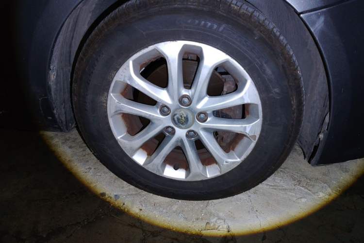 Used Ford Focus 2012 Hatchback Classic 1.8L Manual Base Model Right Front Wheel Hub