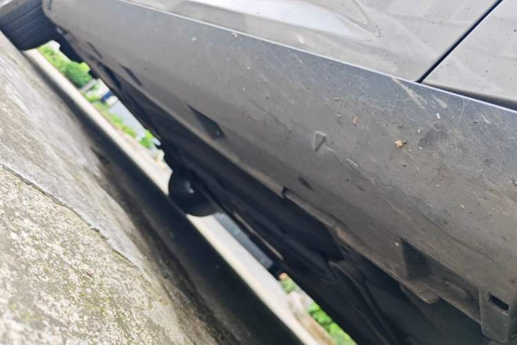 Used Ford Focus 2012 Sedan 1.6L Automatic Fashion Edition Right Side Sill