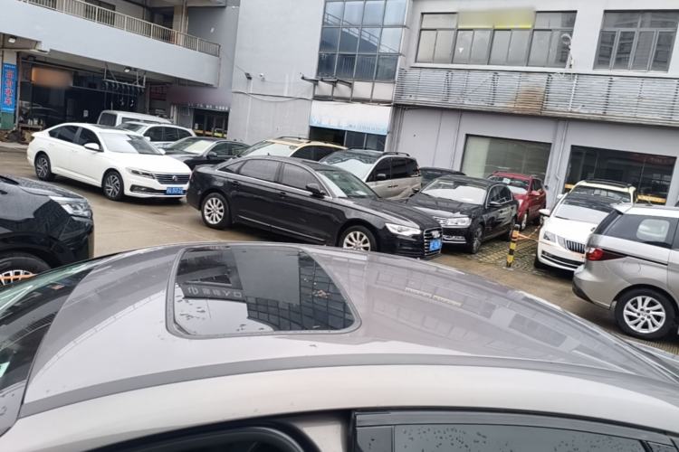Used Ford Focus 2012 Sedan 1.6L Manual Fashion Edition Roof