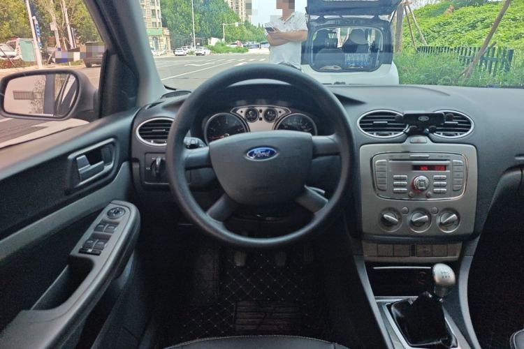 Used Ford Focus 2012 Hatchback Classic 1.8L Manual Base Model Steering Wheel