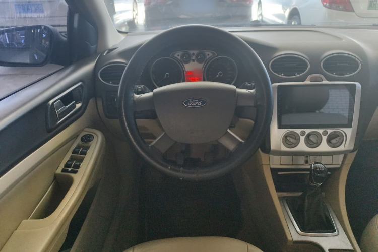 Used Ford Focus 2012 Hatchback Classic 1.8L Manual Fashion Edition Steering Wheel