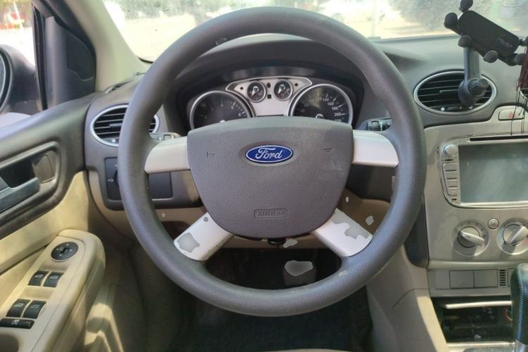 Used Ford Focus 2012 Hatchback Classic 1.8L Automatic Fashion Edition Steering Wheel