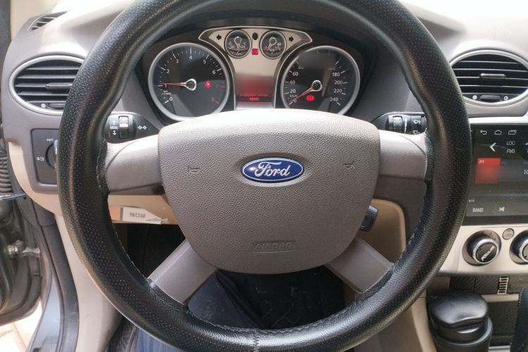 Used Ford Focus 2012 Hatchback Classic 1.8L Automatic Fashion Edition Steering Wheel