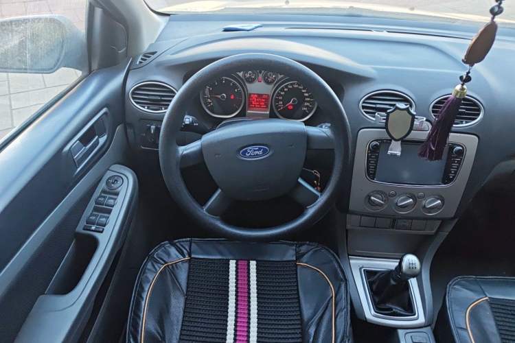 Used Ford Focus 2012 Hatchback Classic 1.8L Manual Base Model Steering Wheel
