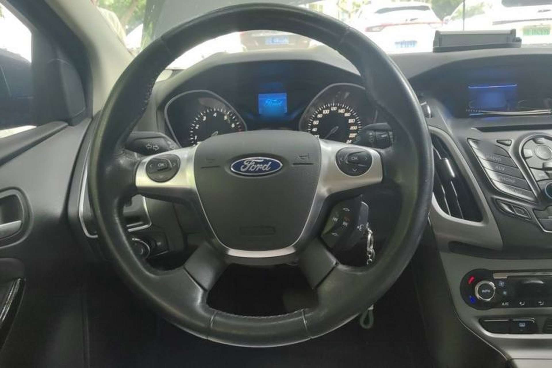 Used Ford Focus 2012 Sedan 1.6L Automatic Fashion Edition Steering Wheel