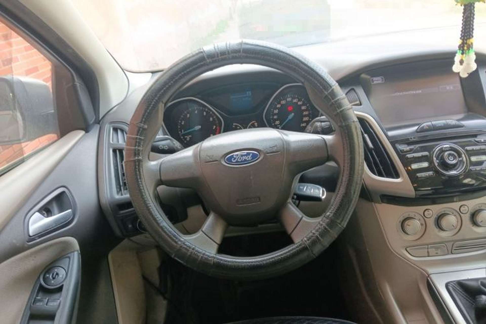 Used Ford Focus 2012 Sedan 1.6L Manual Comfort Model Steering Wheel