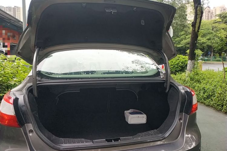 Used Ford Focus 2012 Sedan 1.6L Automatic Comfort Model Trunk