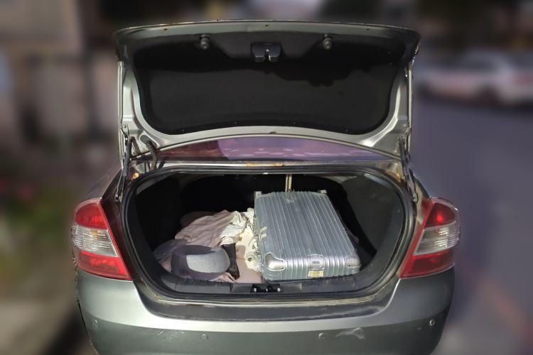 Used Ford Focus 2012 Sedan Classic 1.8L Manual Base Model Trunk