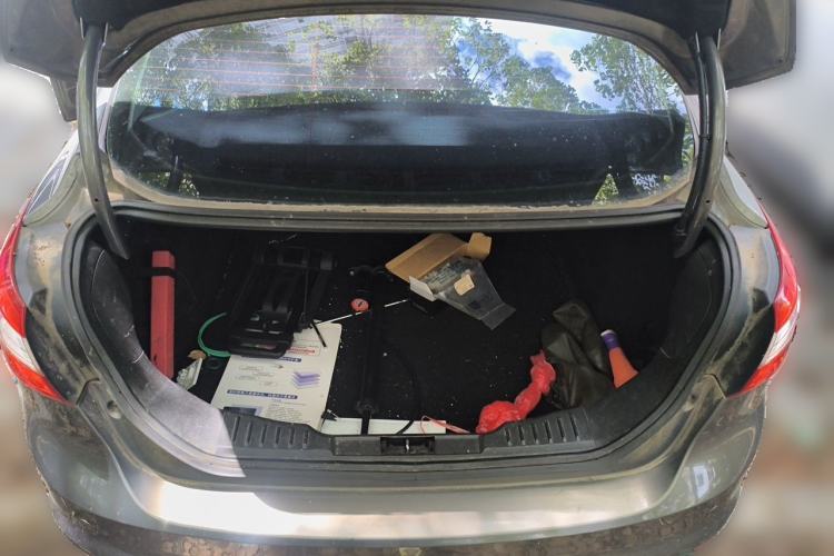 Used Ford Focus 2012 Sedan 1.6L Manual Fashion Edition Trunk