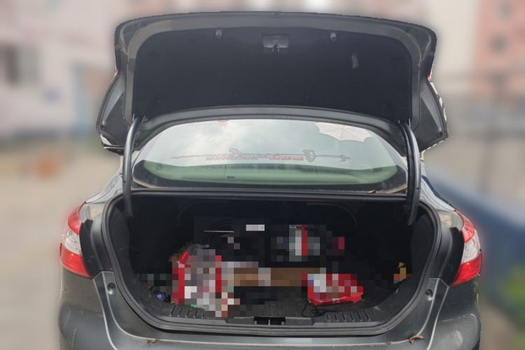 Used Ford Focus 2012 Sedan 1.6L Automatic Comfort Model Trunk