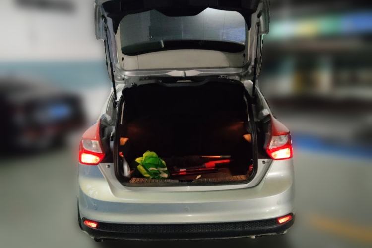 Used Ford Focus 2012 Hatchback 1.6L Automatic Comfort Model Trunk