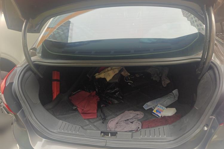 Used Ford Focus 2012 Sedan 1.6L Automatic Fashion Edition Trunk