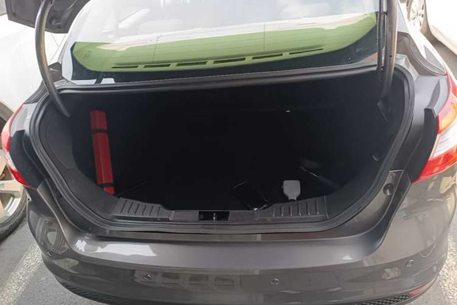 Used Ford Focus 2012 Sedan 1.6L Manual Comfort Model Trunk