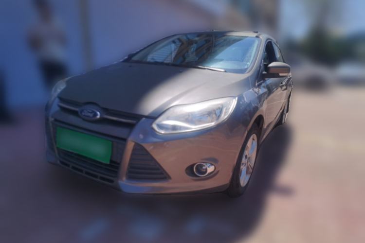 Used Ford Focus 2012 Sedan 1.6L Manual Fashion Edition Guazi used car, China used car export, Used car for sale, Used cars, Cheapest cars for sale