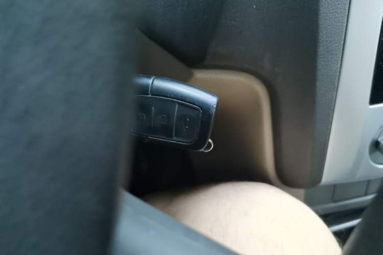 Used Ford Focus 2012 Sedan Classic 1.8L Automatic Fashion Edition Vehicle Key